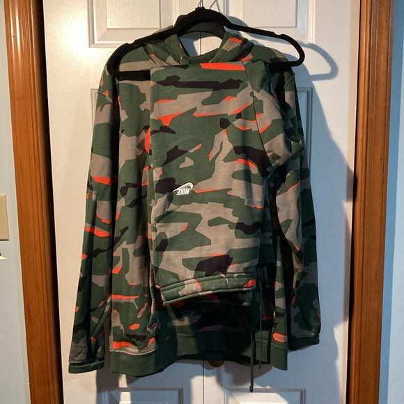 Nike Camouflage Hoodie Set - Picture 2 of 8